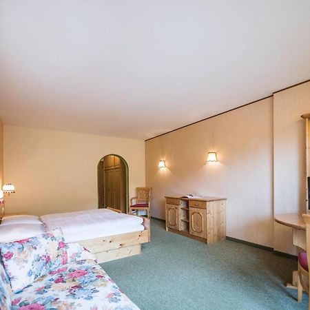 Hotel Edelweiss Braies  Exterior photo